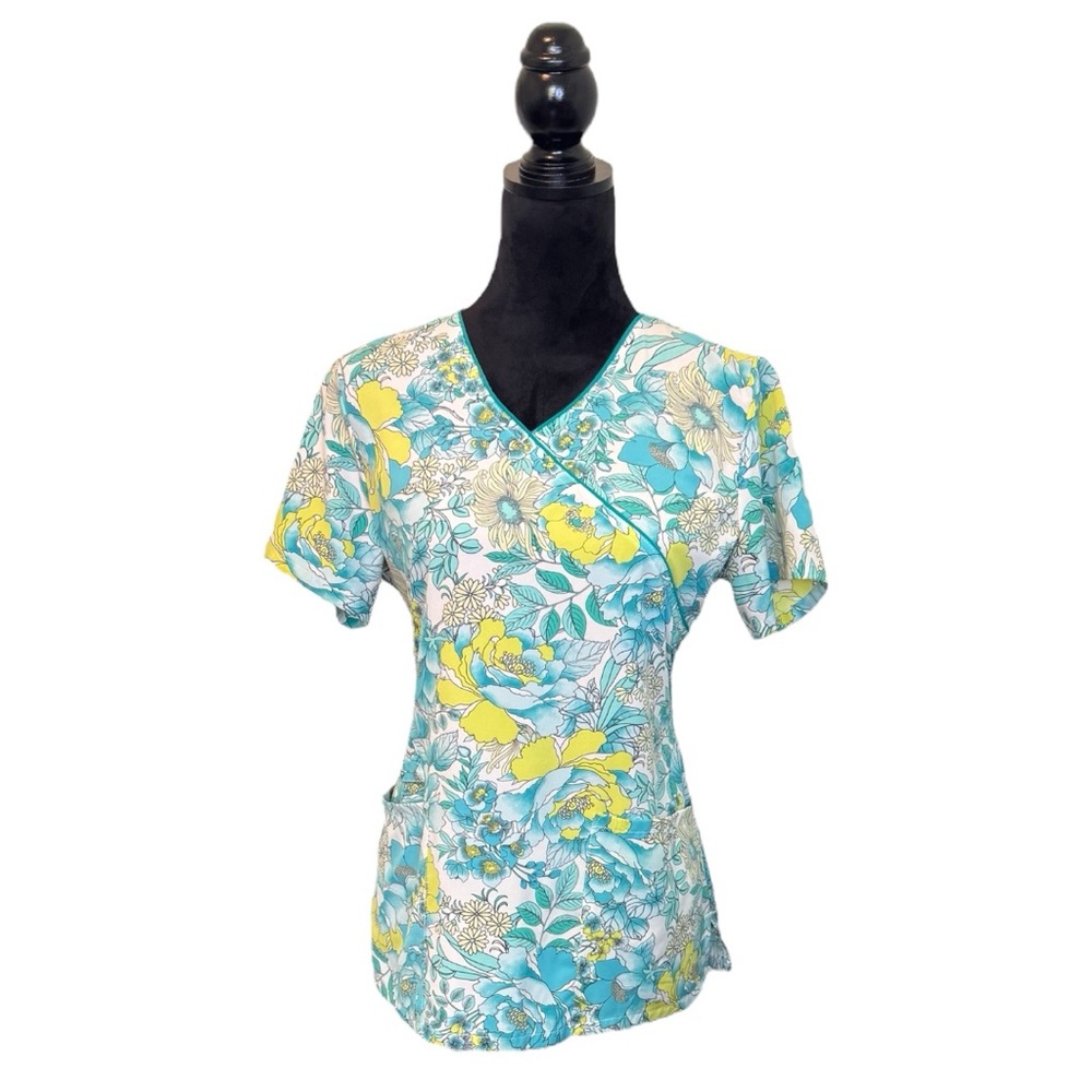 Like New Cherokee Scrub Top